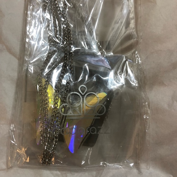 Paparazzi The Social Butterfly Effect Multi Necklace - Picture 5 of 6